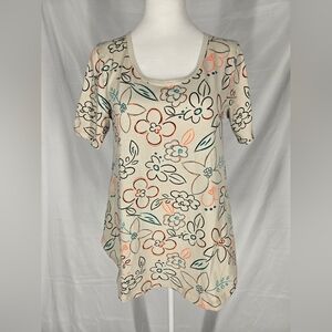 LuLaRoe Morgan Cream Floral Short Sleeve Top
